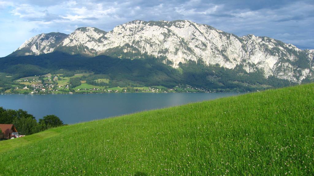 Landgasthof Spitzerwirt Sankt Georgen im Attergau Exterior photo